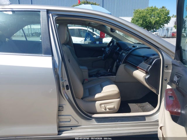 Aukcja sprzedaży 2014 Toyota Camry Xle, vin: 4T4BF1FKXER431114, numer aukcji: 45125765