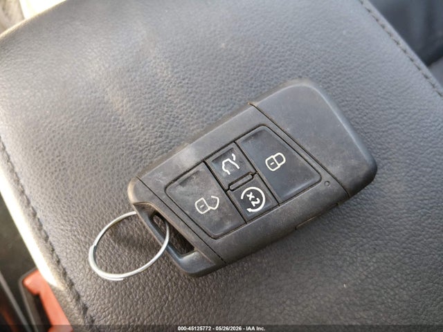 45125772 :رقم المزاد ، 3VV4B7AX9JM145148 vin ، 2018 Volkswagen Tiguan 2.0t Sel Premium مزاد بيع