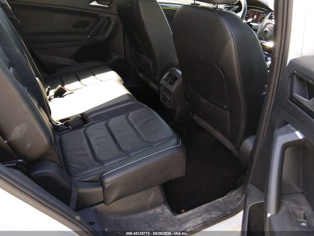45125772 :رقم المزاد ، 3VV4B7AX9JM145148 vin ، 2018 Volkswagen Tiguan 2.0t Sel Premium مزاد بيع