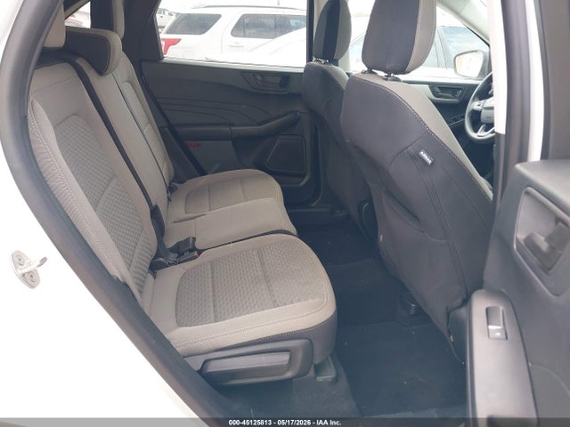 1FMCU9G65NUA08137 Ford ESCAPE SE