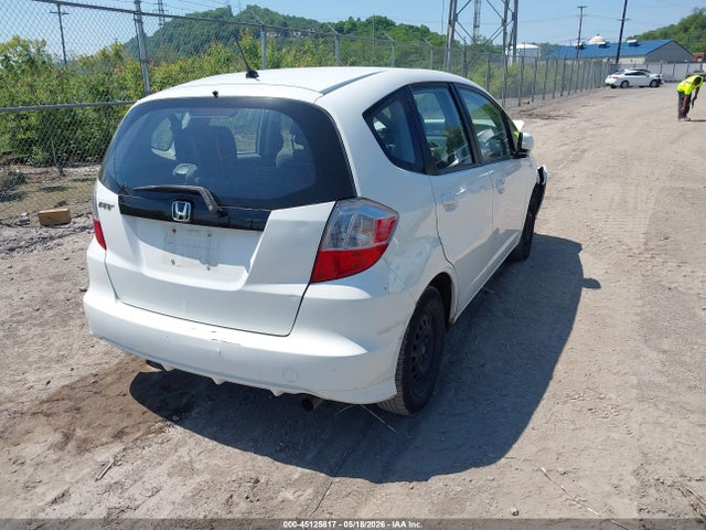 45125817 :رقم المزاد ، JHMGE8H30CC000319 vin ، 2012 Honda Fit مزاد بيع