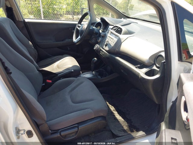 45125817 :رقم المزاد ، JHMGE8H30CC000319 vin ، 2012 Honda Fit مزاد بيع