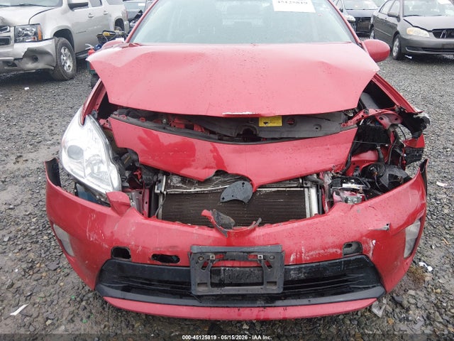 Toyota Prius Three 2014 JTDKN3DU5E1756773 Image 6