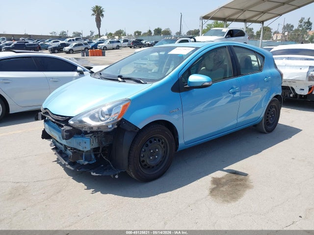 JTDKDTB31F1090428 Toyota Prius C One