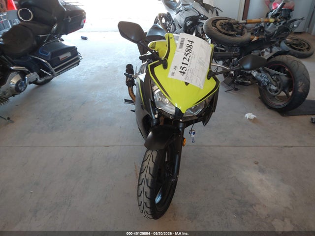 2016 Honda Cbr300 R მანქანა იყიდება აუქციონზე, vin: MLHNC5108G5201552, აუქციონის ნომერი: 45125884