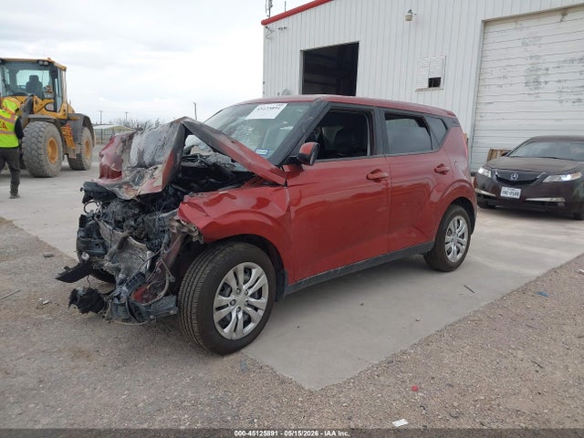 KIA SOUL LX 2020 KNDJ23AU7L7038029 Image 2
