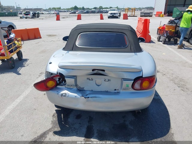 2005 Mazda Mx-5 Miata Ls მანქანა იყიდება აუქციონზე, vin: JM1NB353550413527, აუქციონის ნომერი: 45125898