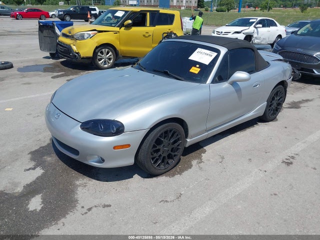 2005 Mazda Mx-5 Miata Ls მანქანა იყიდება აუქციონზე, vin: JM1NB353550413527, აუქციონის ნომერი: 45125898
