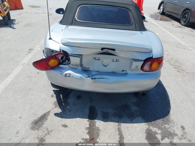 2005 Mazda Mx-5 Miata Ls მანქანა იყიდება აუქციონზე, vin: JM1NB353550413527, აუქციონის ნომერი: 45125898