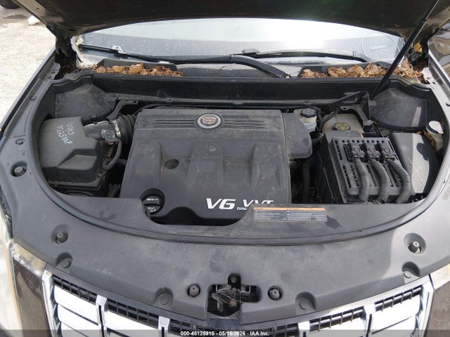 45125915 :رقم المزاد ، 3GYFNEE36FS529878 vin ، 2015 Cadillac Srx Luxury Collection مزاد بيع