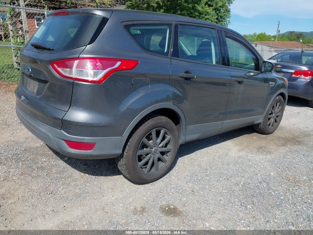 Продаж на аукціоні авто 2015 Ford Escape S, vin: 1FMCU0F7XFUC56911, номер лоту: 45125929