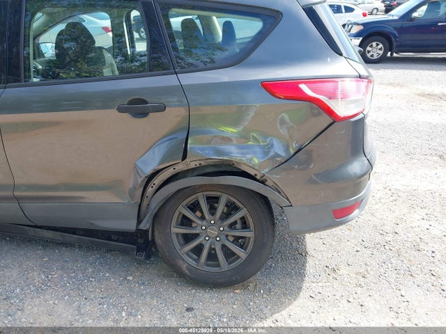 Продаж на аукціоні авто 2015 Ford Escape S, vin: 1FMCU0F7XFUC56911, номер лоту: 45125929