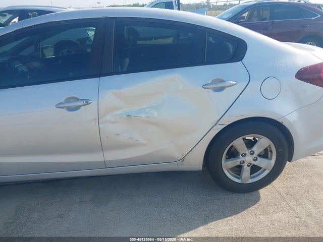 3KPFL4A79JE166126 KIA FORTE LX