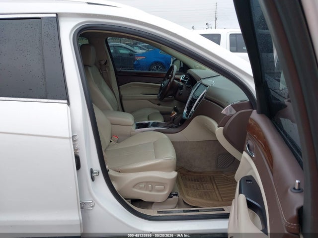 2014 Cadillac Srx Performance Collection მანქანა იყიდება აუქციონზე, vin: 3GYFNFE34ES562351, აუქციონის ნომერი: 45125995