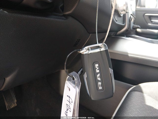 45126000 :رقم المزاد ، 3C6SRFJP7T4180745 vin ، 2026 Ram 1500 Laramie  4x4 5'7 Box مزاد بيع