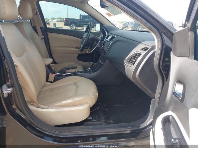 Продажа на аукционе авто 2012 Chrysler 200 Limited, vin: 1C3CCBCB8CN121531, номер лота: 45126002