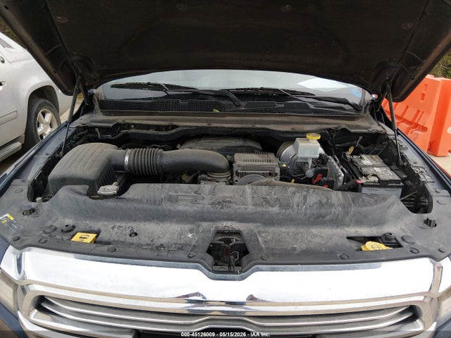 45126009 :رقم المزاد ، 1C6RREJT7MN608679 vin ، 2021 Ram 1500 Laramie  4x2 5'7 Box مزاد بيع