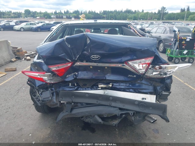 2015 Toyota Camry Xle მანქანა იყიდება აუქციონზე, vin: 4T1BF1FK0FU877400, აუქციონის ნომერი: 45126017
