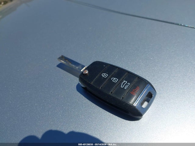 KIA Optima Lx 2019 5XXGT4L32KG351223 Image 11
