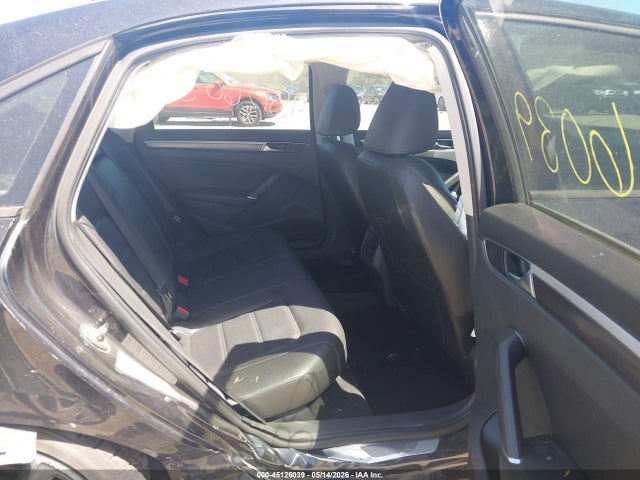 2018 Volkswagen Passat 2.0t R-line/2.0t S მანქანა იყიდება აუქციონზე, vin: 1VWAA7A3XJC029876, აუქციონის ნომერი: 45126039