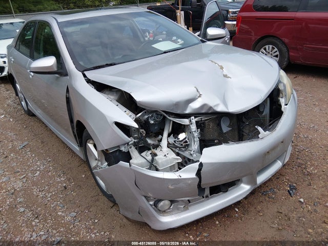 45126085 :رقم المزاد ، 4T1BF1FK6CU614601 vin ، 2012 Toyota Camry Se مزاد بيع