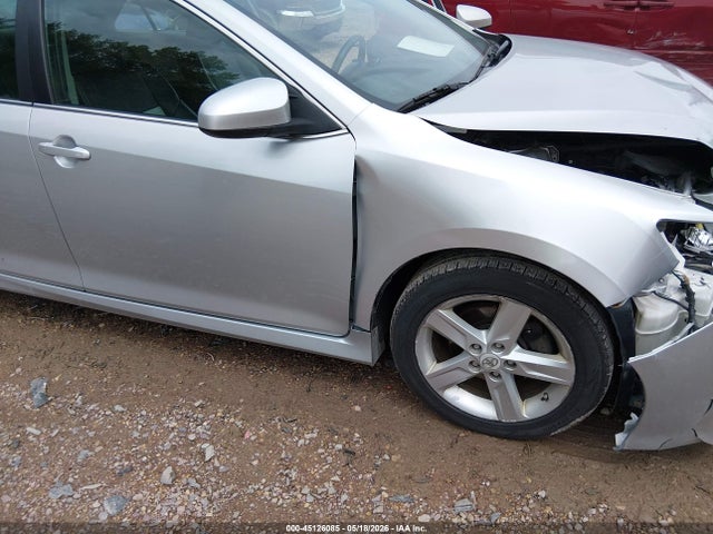 45126085 :رقم المزاد ، 4T1BF1FK6CU614601 vin ، 2012 Toyota Camry Se مزاد بيع