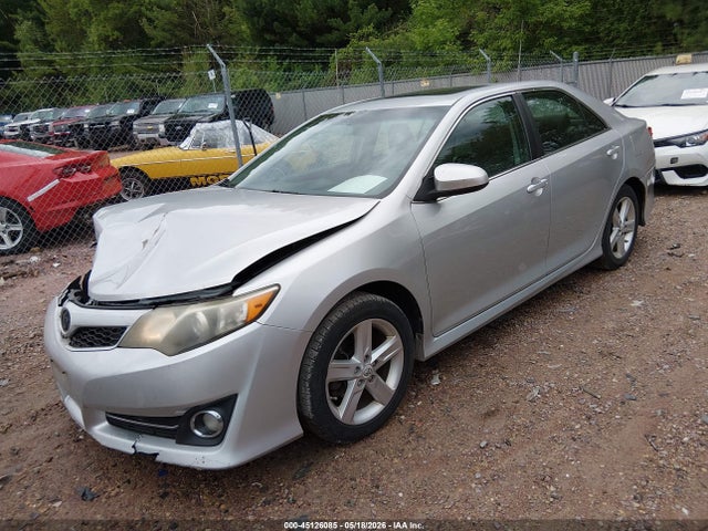 45126085 :رقم المزاد ، 4T1BF1FK6CU614601 vin ، 2012 Toyota Camry Se مزاد بيع