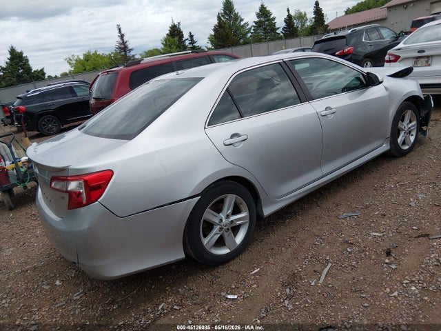 45126085 :رقم المزاد ، 4T1BF1FK6CU614601 vin ، 2012 Toyota Camry Se مزاد بيع