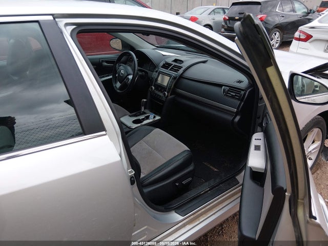 45126085 :رقم المزاد ، 4T1BF1FK6CU614601 vin ، 2012 Toyota Camry Se مزاد بيع