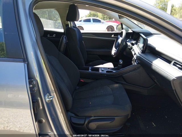 5XXG14J26NG135282 KIA K5 LXS