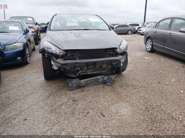 1FADP3FE5HL276949 Ford FOCUS SE