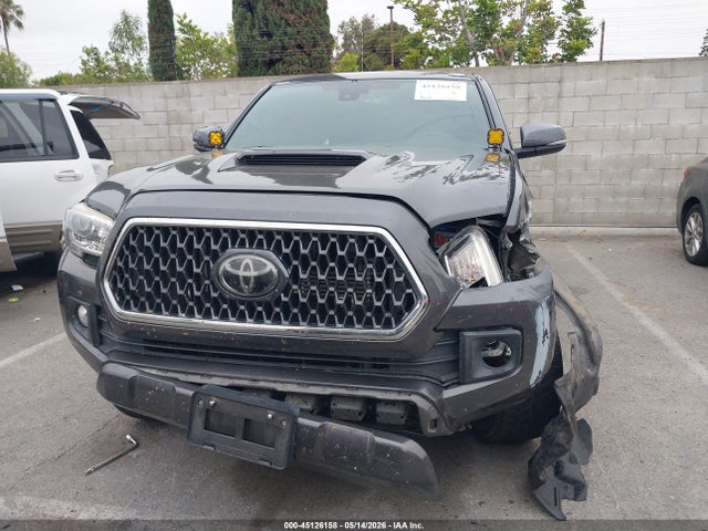 3TMCZ5AN1KM270459 Toyota Tacoma Trd Sport