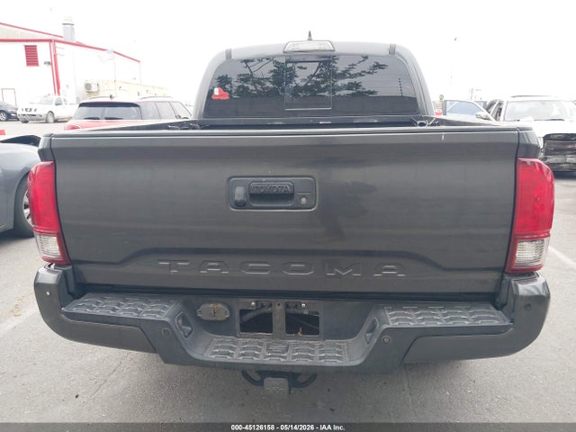 3TMCZ5AN1KM270459 Toyota Tacoma Trd Sport