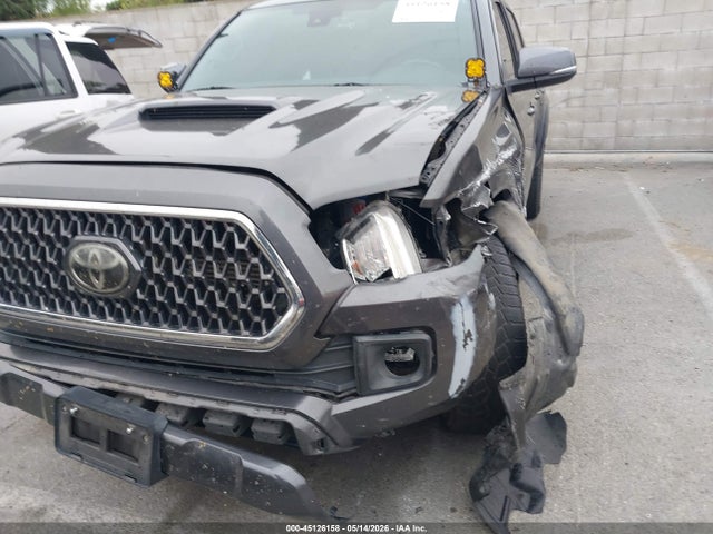 3TMCZ5AN1KM270459 Toyota Tacoma Trd Sport