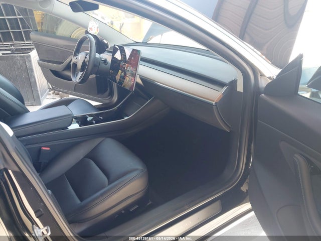 Tesla Model 3 Long Range/performance 2019 5YJ3E1EB9KF497021 Image 5