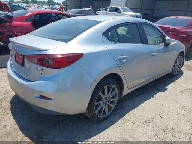 2018 Mazda Mazda3 Touring მანქანა იყიდება აუქციონზე, vin: 3MZBN1V34JM200815, აუქციონის ნომერი: 45126170