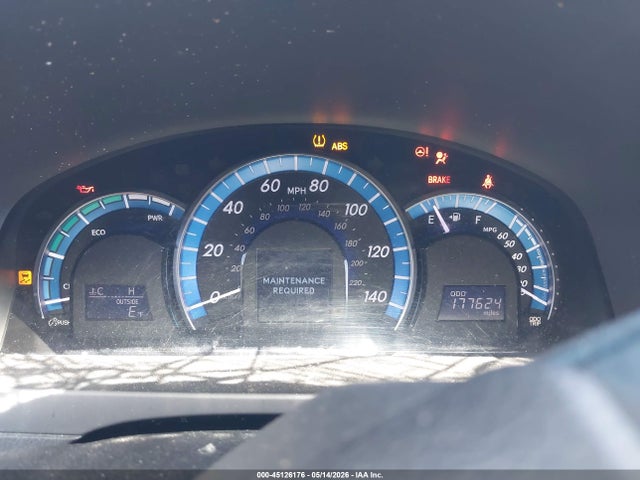 2012 Toyota Camry Hybrid Le მანქანა იყიდება აუქციონზე, vin: 4T1BD1FK6CU061230, აუქციონის ნომერი: 45126176
