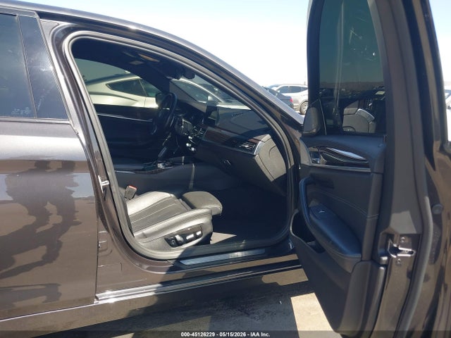 BMW 540I 2017 WBAJE5C36HG915735 Image 5