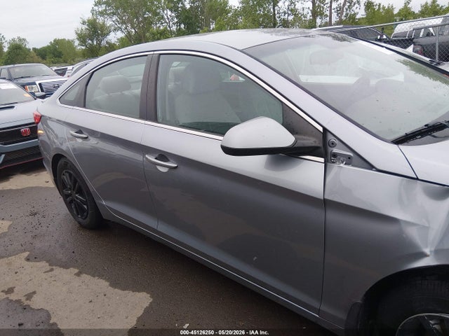 2017 Hyundai Sonata Se მანქანა იყიდება აუქციონზე, vin: 5NPE24AF9HH576842, აუქციონის ნომერი: 45126250