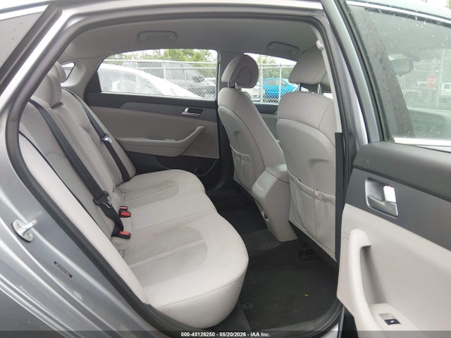 2017 Hyundai Sonata Se მანქანა იყიდება აუქციონზე, vin: 5NPE24AF9HH576842, აუქციონის ნომერი: 45126250
