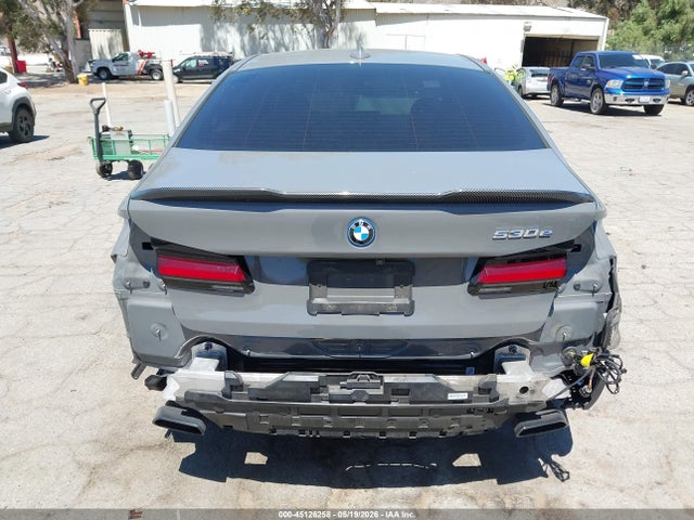 BMW 530e 2022 WBA13AG05NCK64745 Image 17