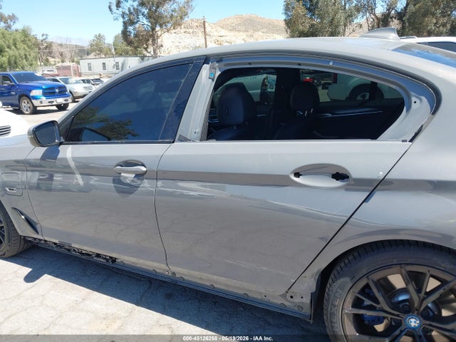 BMW 530e 2022 WBA13AG05NCK64745 Image 18
