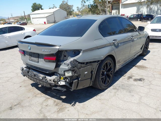 WBA13AG05NCK64745 BMW 530e