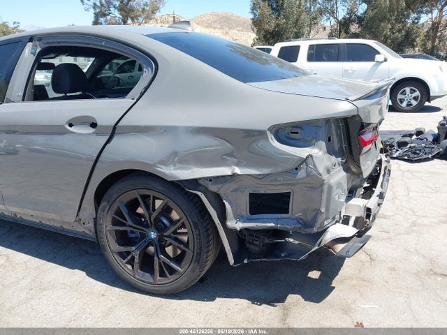 BMW 530e 2022 WBA13AG05NCK64745 Image 6