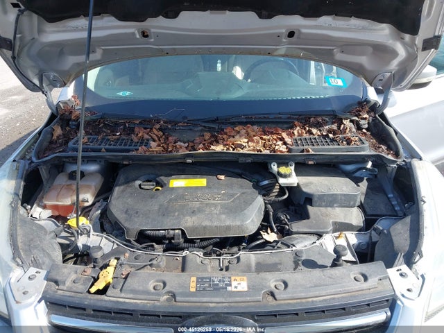 45126259 :رقم المزاد ، 1FMCU9JX4FUC20126 vin ، 2015 Ford Escape Titanium مزاد بيع