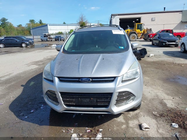 45126259 :رقم المزاد ، 1FMCU9JX4FUC20126 vin ، 2015 Ford Escape Titanium مزاد بيع