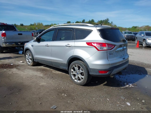 45126259 :رقم المزاد ، 1FMCU9JX4FUC20126 vin ، 2015 Ford Escape Titanium مزاد بيع