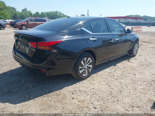 45126300 :رقم المزاد ، 1N4BL4BV9LC266206 vin ، 2020 Nissan Altima S Fwd مزاد بيع