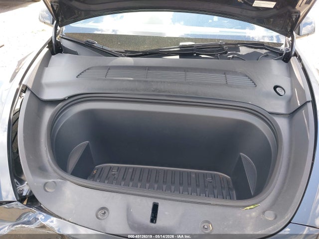 Продаж на аукціоні авто 2024 Tesla Model Y Long Range Dual Motor All-wheel Drive, vin: 7SAYGDEE6RA277177, номер лоту: 45126319