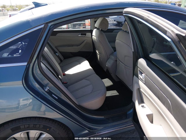 Hyundai Sonata Hybrid Se 2016 KMHE24L15GA035306 Image 8